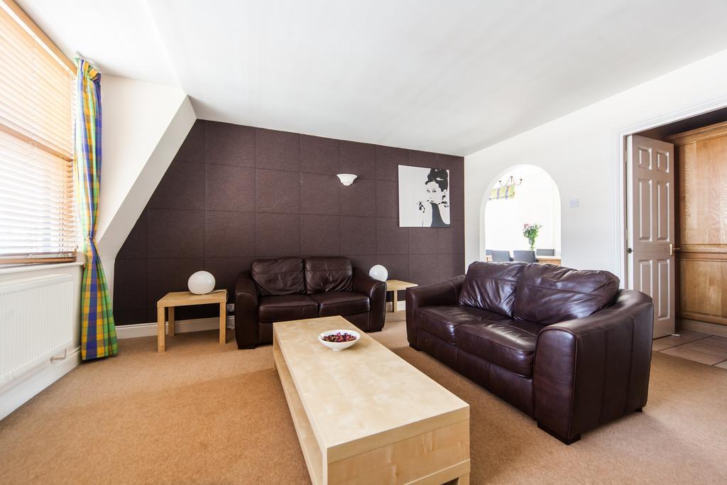 Park Lane City Apartments London Rum bild