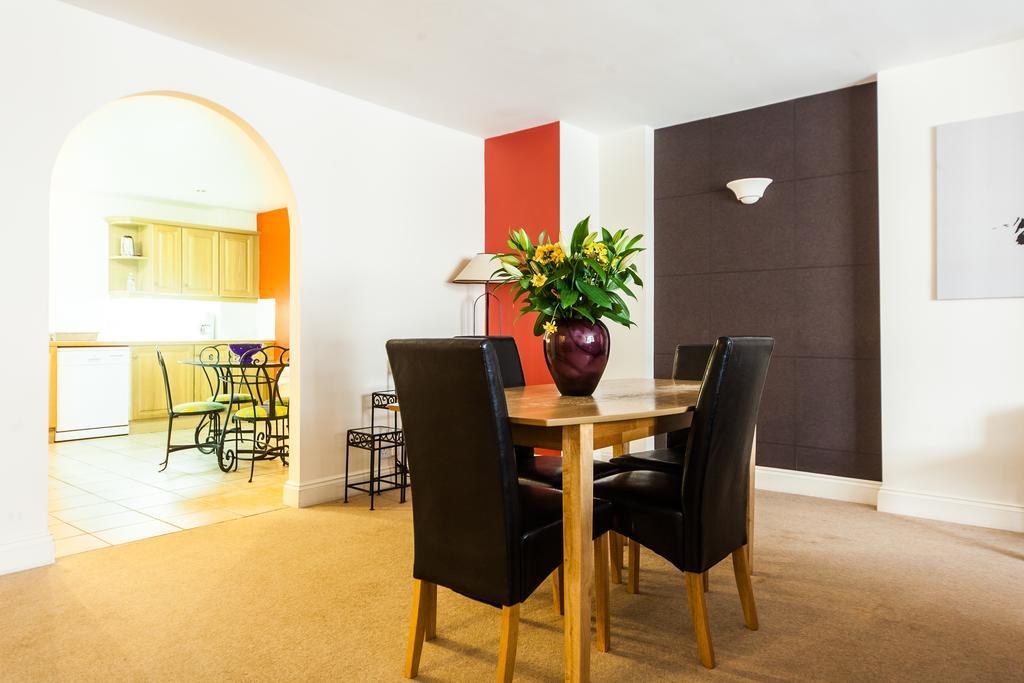 Park Lane City Apartments London Rum bild